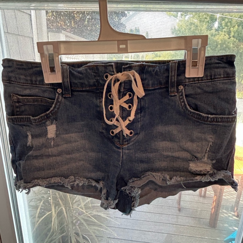 Billabong shorts